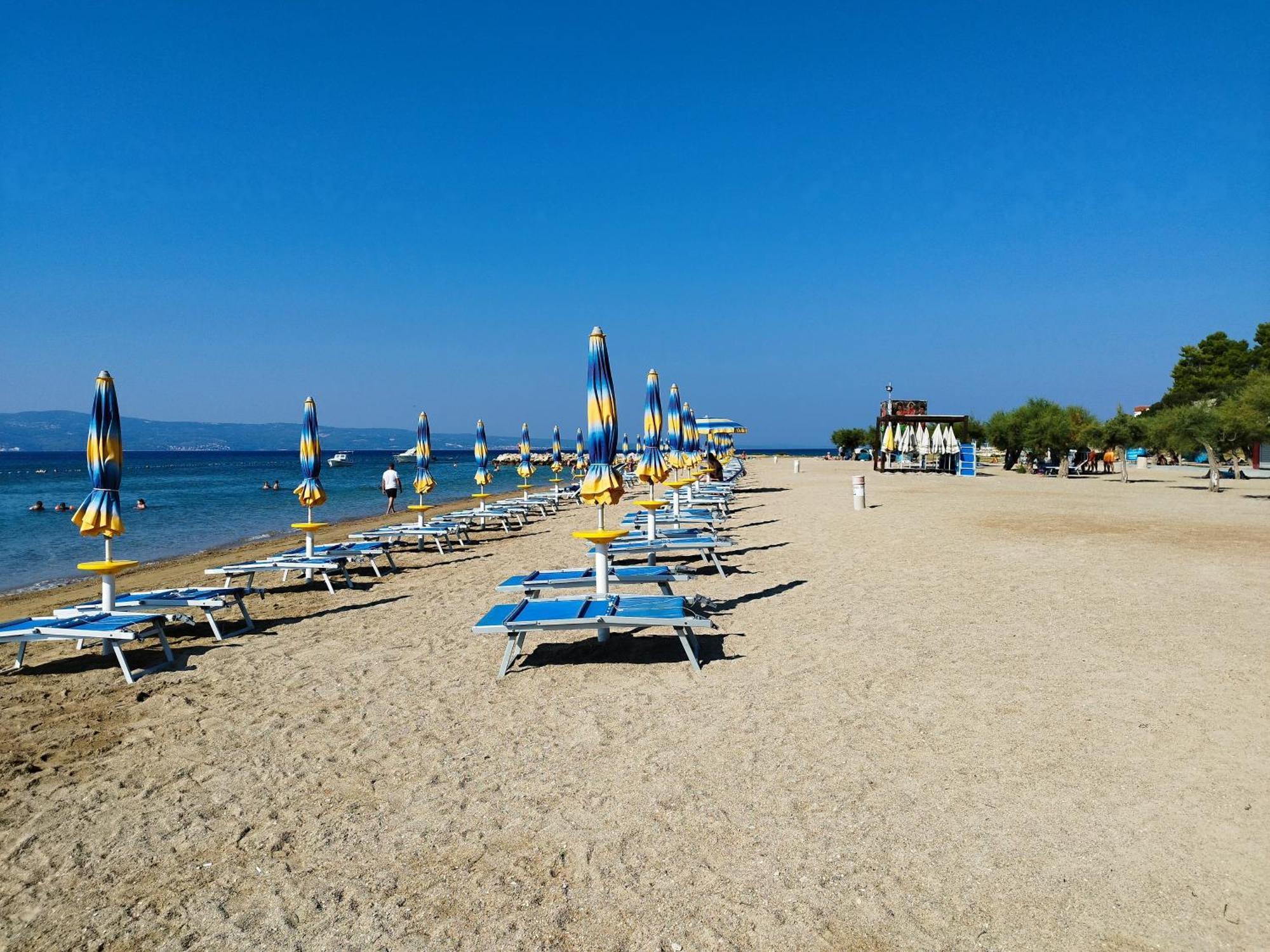 Ferienwohnung Am Sandstrand Omiš Eksteriør billede