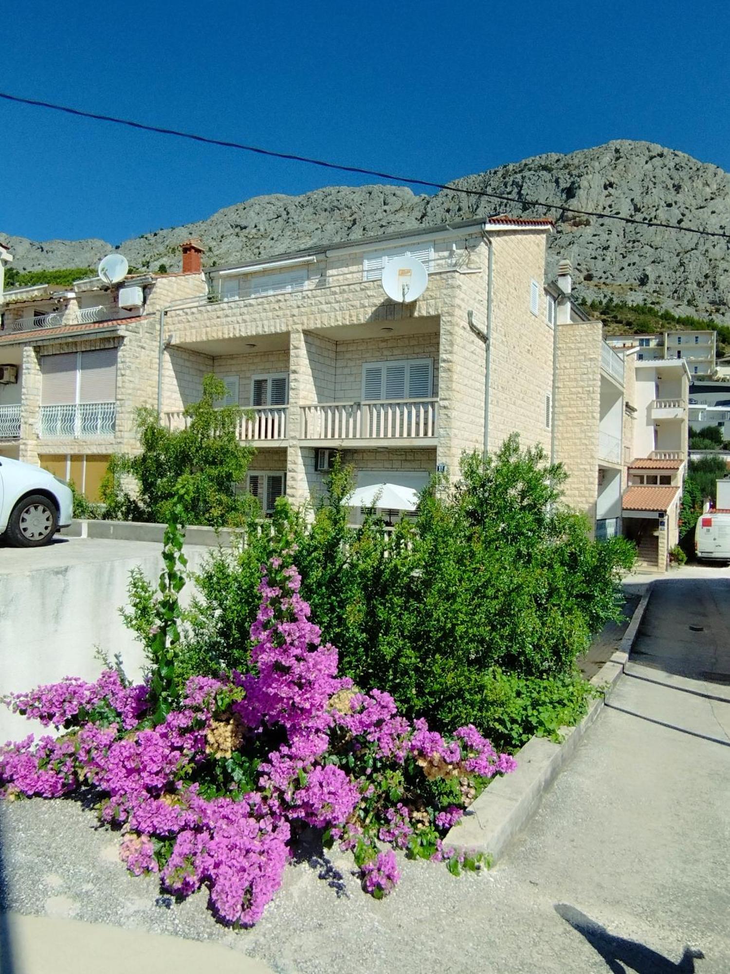 Ferienwohnung Am Sandstrand Omiš Eksteriør billede